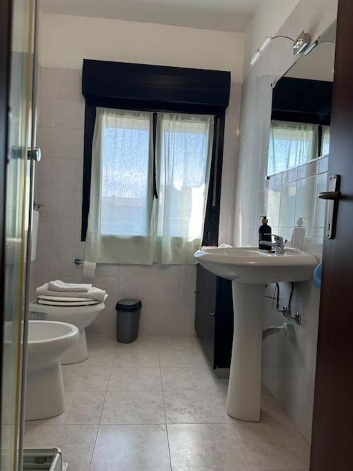 Mati Malpensa Con Navetta 20Eur Apartment Lonate Pozzolo Bagian luar foto